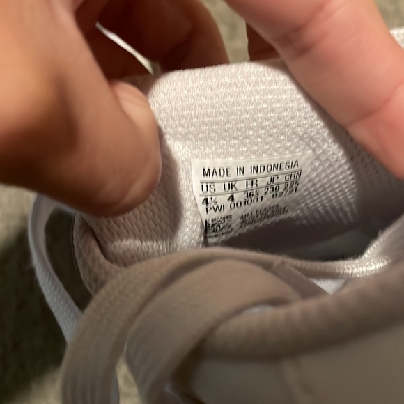 White adidas shoes - Picture 2 of 2